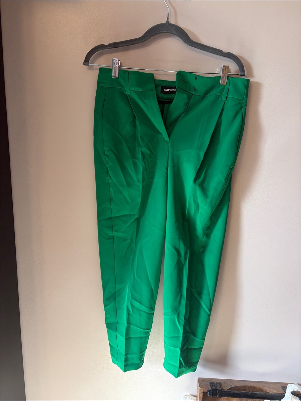Express Women's Ankle High Rise Pants in Green